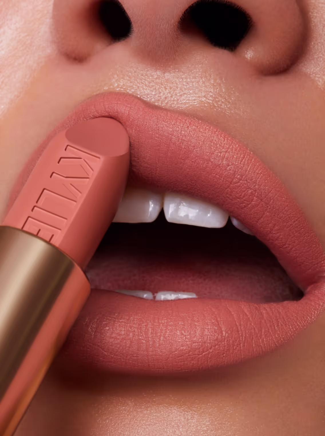 Beauty Commercial Photo Retouch